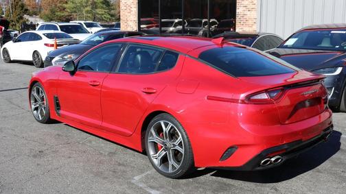 2019 Kia Stinger GT2