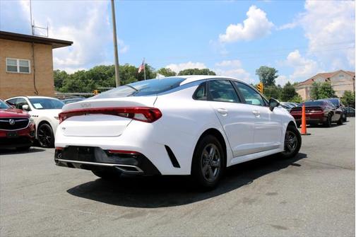 2022 Kia K5 LXS