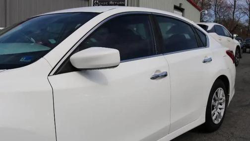 Glacier White 2018 Nissan Altima 2.5 S