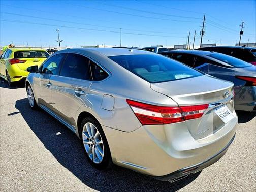 2013 Toyota Avalon XLE Premium