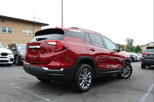 2022 GMC Terrain SLT