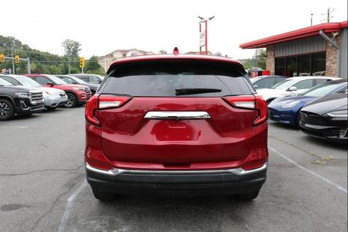 2022 GMC Terrain SLT