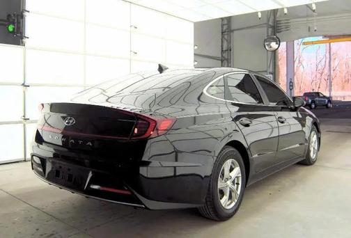 2021 Hyundai SONATA SE
