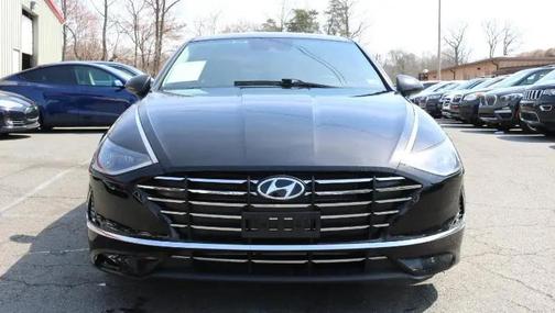 Phantom Black 2021 Hyundai SONATA SE