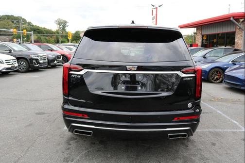 2024 Cadillac XT6 Luxury FWD