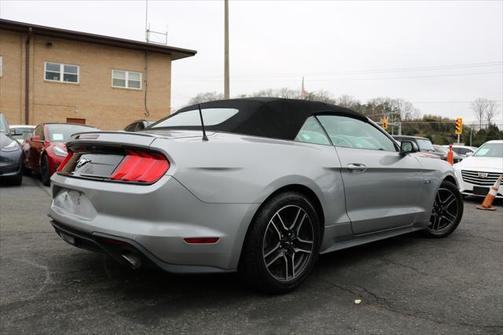 2022 Ford Mustang EcoBoost Premium