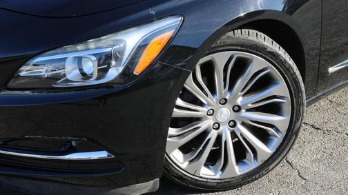 2017 Buick LaCrosse Essence