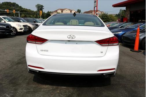 2015 Hyundai Genesis 3.8