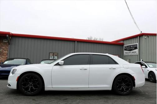 2019 Chrysler 300 S