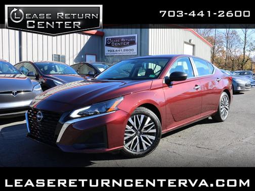 2025 Nissan Altima SV FWD