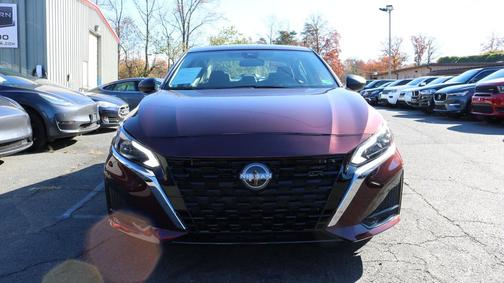 2025 Nissan Altima SV FWD