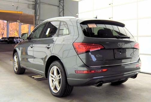 2017 Audi Q5 2.0T Premium Plus