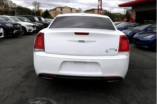 2015 Chrysler 300 S