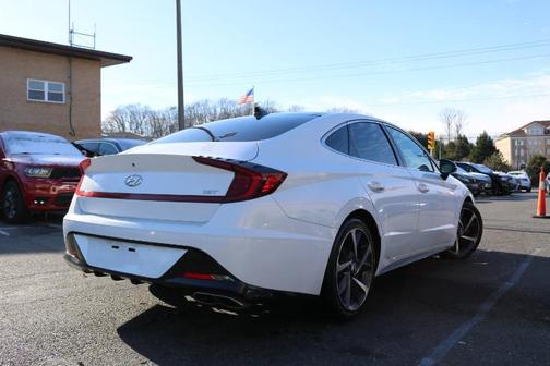2022 Hyundai SONATA SEL Plus