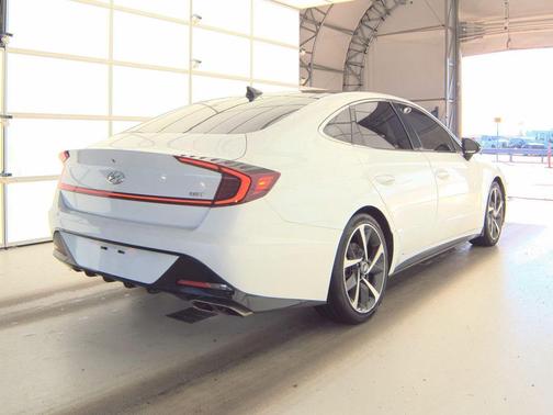 2022 Hyundai SONATA SEL Plus