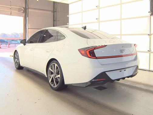 2022 Hyundai SONATA SEL Plus