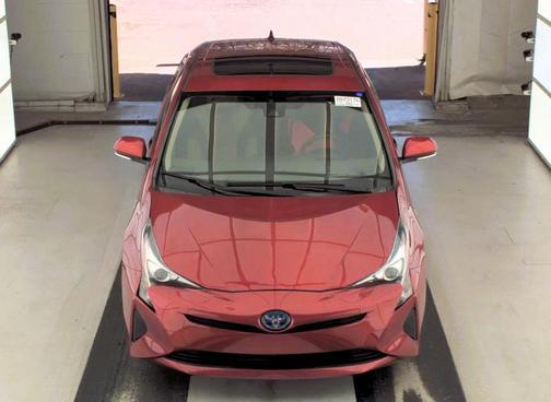 2016 Toyota Prius Three Touring