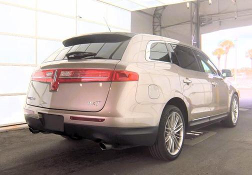 2019 Lincoln MKT Reserve