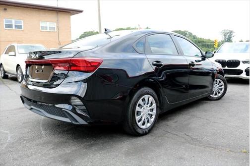 2023 Kia Forte LX