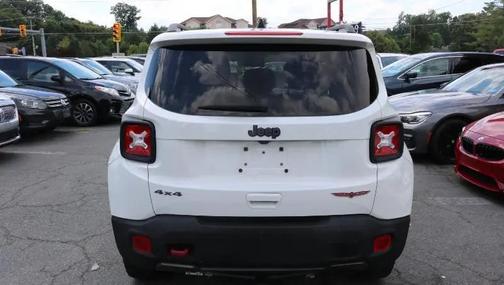 Alpine White Clearcoat 2021 Jeep Renegade Trailhawk