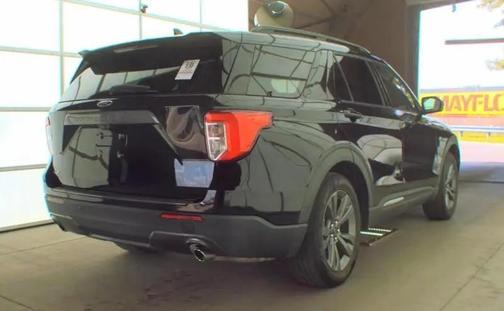 Agate Black Metallic 2021 Ford Explorer XLT