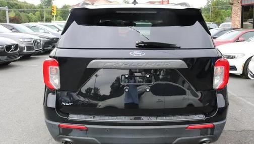 Agate Black Metallic 2021 Ford Explorer XLT