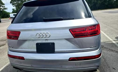 2019 Audi Q7 45 Premium
