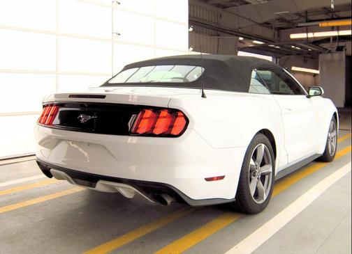 2017 Ford Mustang EcoBoost Premium