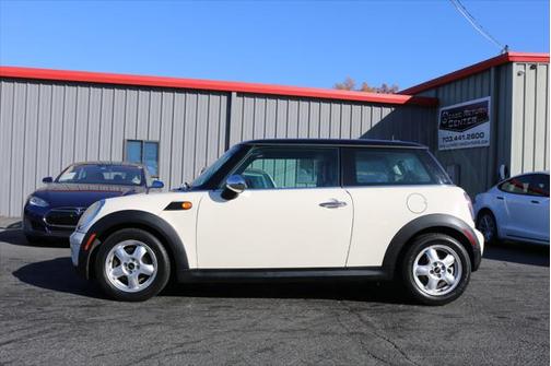 2009 MINI Cooper Base