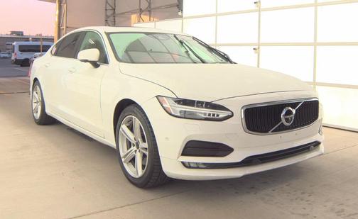 2018 Volvo S90 T5 Momentum