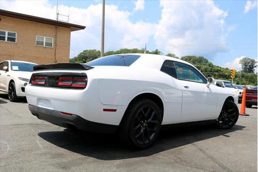 2020 Dodge Challenger SXT