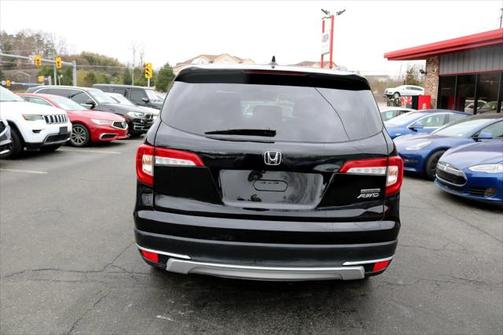 2020 Honda Pilot Touring 8-Passenger