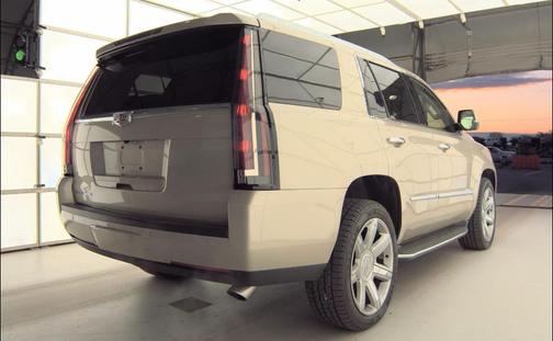 2015 Cadillac Escalade Luxury