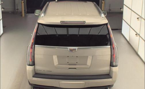 2015 Cadillac Escalade Luxury
