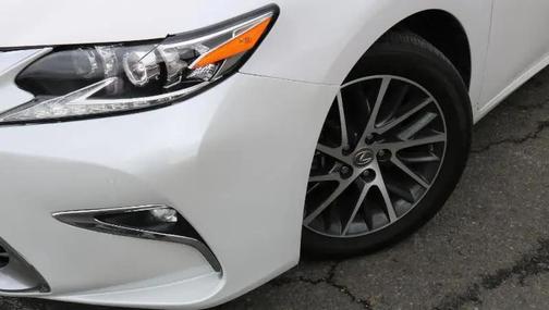 2018 Lexus ES 350 Base