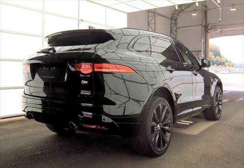2019 Jaguar F-PACE S