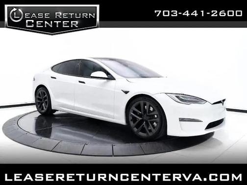Pearl White Multi-Coat 2022 Tesla Model S Plaid