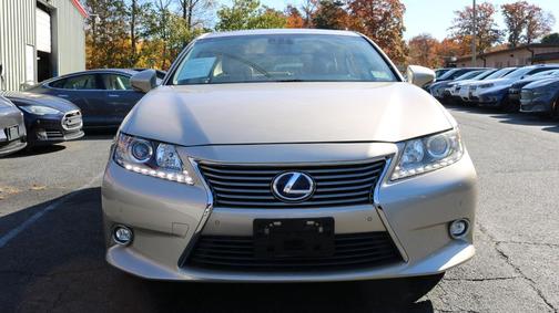 2015 Lexus ES 300h Base