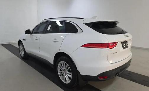 2018 Jaguar F-PACE 25t Prestige