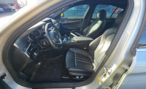 2017 BMW 530 530i Sedan