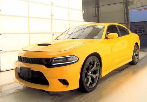 Yellow Jacket Clearcoat 2018 Dodge Charger SXT Plus