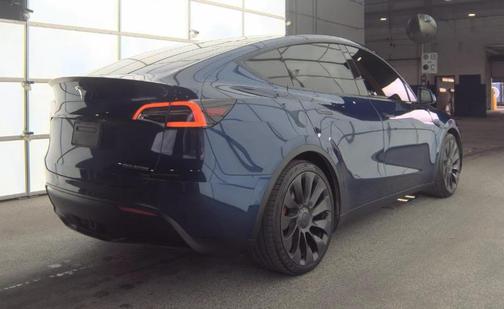 2022 Tesla Model Y Performance Dual Motor All-Wheel Drive