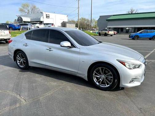 2017 INFINITI Q50 3.0T Premium