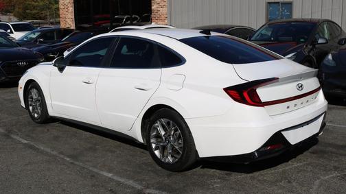 2021 Hyundai SONATA SEL