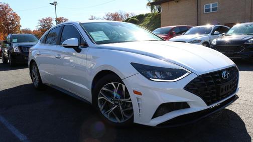 2021 Hyundai SONATA SEL