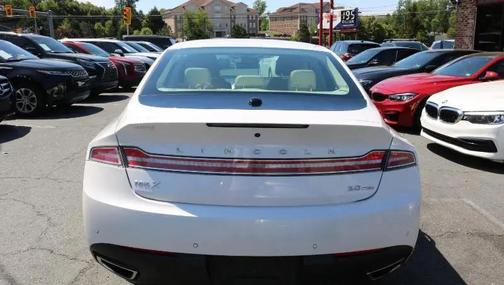 White Platinum Metallic Tri-Coat 2013 Lincoln MKZ Base