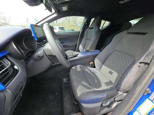 Blue Eclipse Metallic 2021 Toyota C-HR XLE