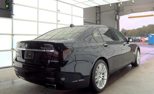 2013 BMW 750 Li xDrive