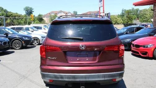 Burgundy 2018 Honda Pilot EX