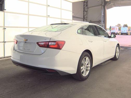 2017 Chevrolet Malibu 1LT